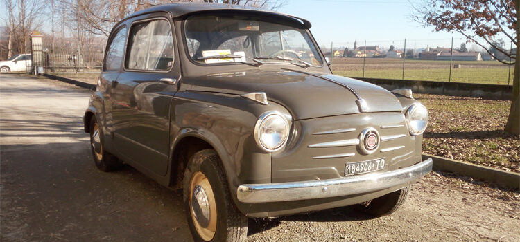 Market place: Fiat 600 vetri scorrevoli” – 1955